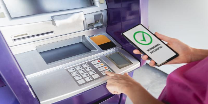 Các bước rút tiền hiển thị trong giao diện tài khoản